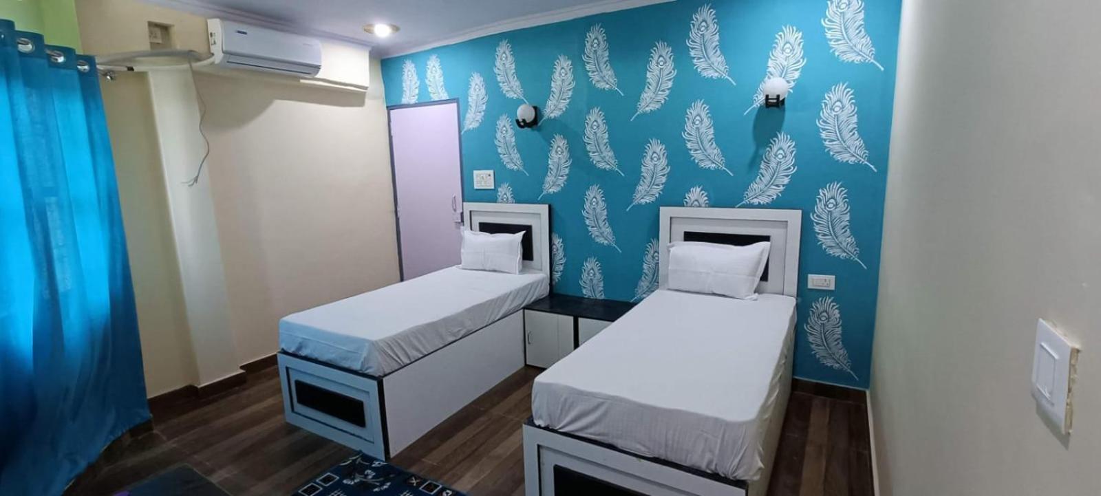 Mohit In Paying Guest House Varanasi Exterior foto