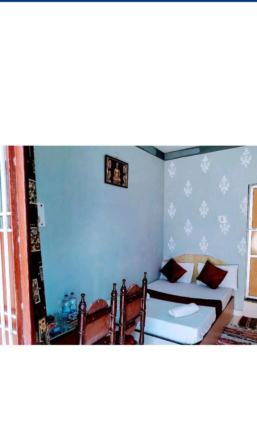 Mohit In Paying Guest House Varanasi Exterior foto