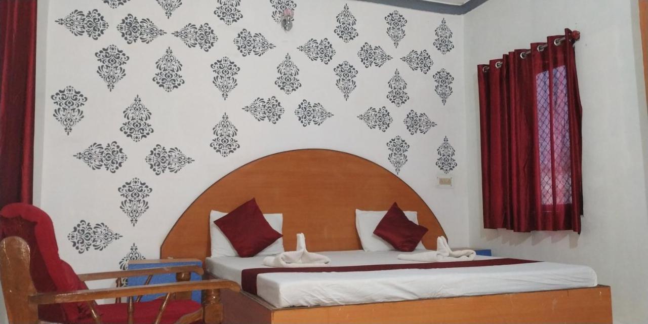 Mohit In Paying Guest House Varanasi Exterior foto