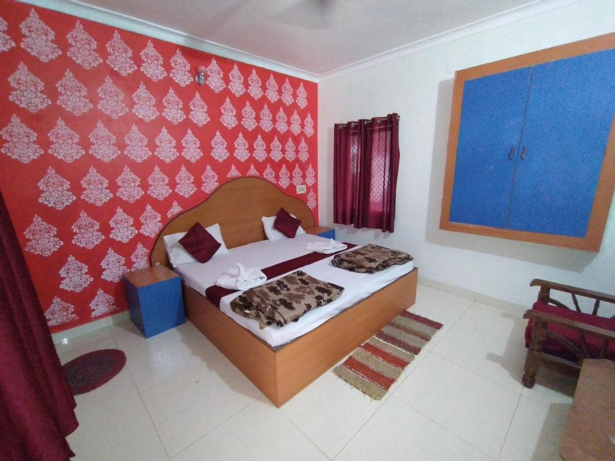 Mohit In Paying Guest House Varanasi Exterior foto